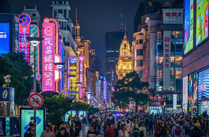 這些標(biāo)準(zhǔn)讓戶外廣告牌和招牌設(shè)施有了“體檢”